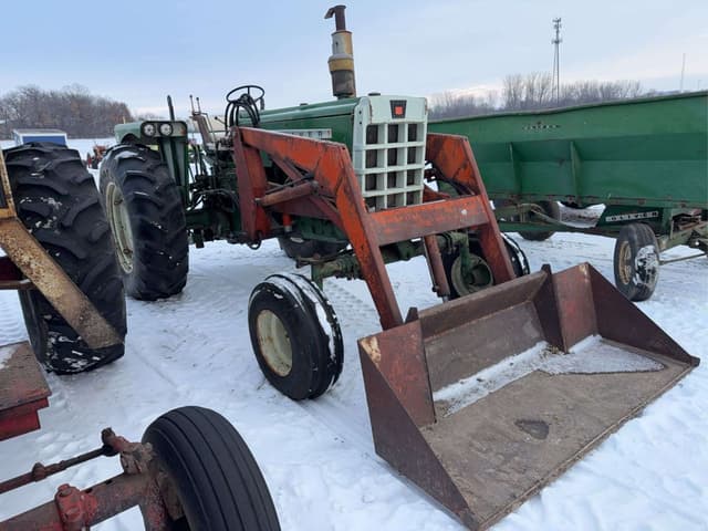 Image of Oliver 1750 equipment image 2