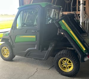 2019 John Deere XUV 835R Image