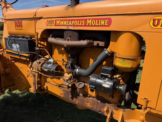 Image of Minneapolis-Moline UB equipment image 3