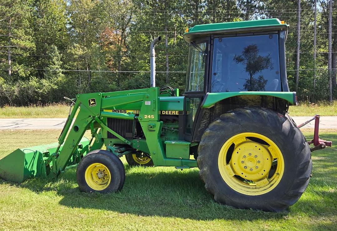 Image of John Deere 2355 Image 1