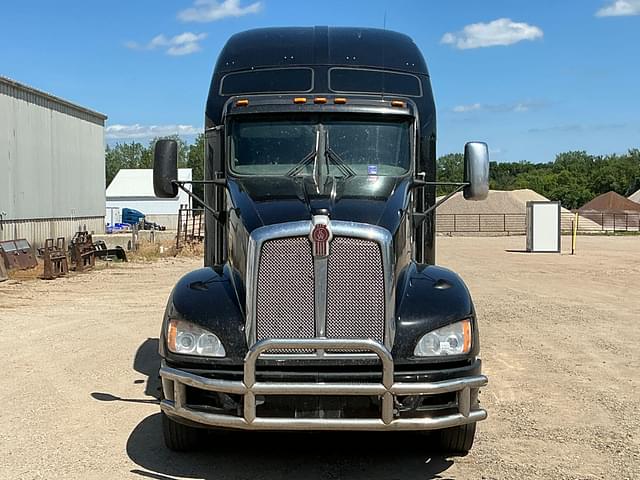 Image of Kenworth T660 equipment image 1