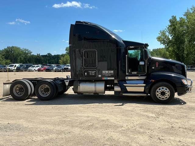 Image of Kenworth T660 equipment image 3