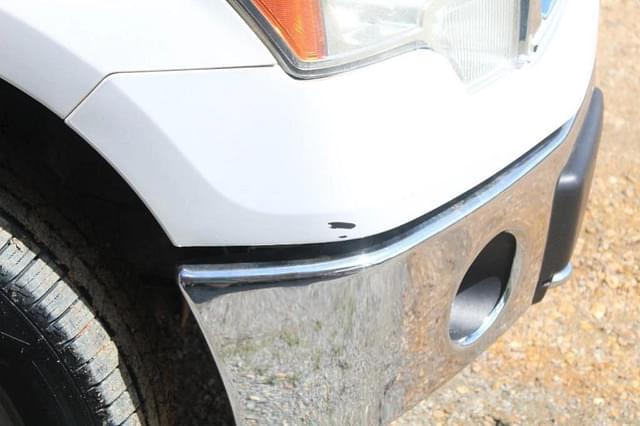Image of Ford F-150 equipment image 4