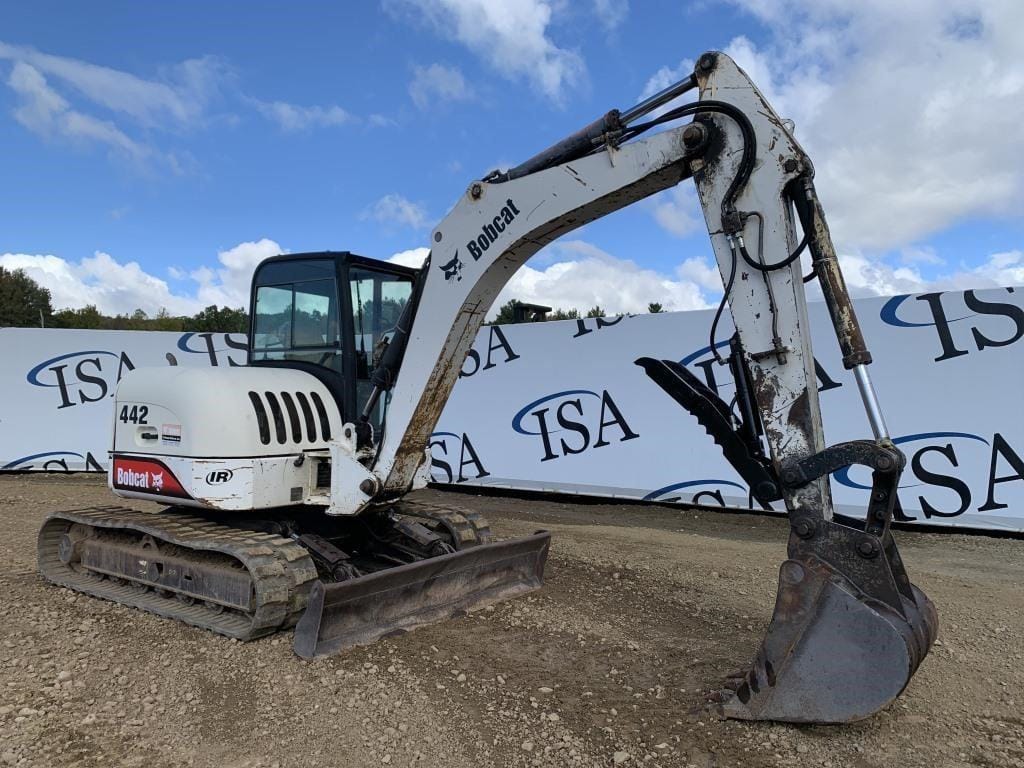 Main image Bobcat 442