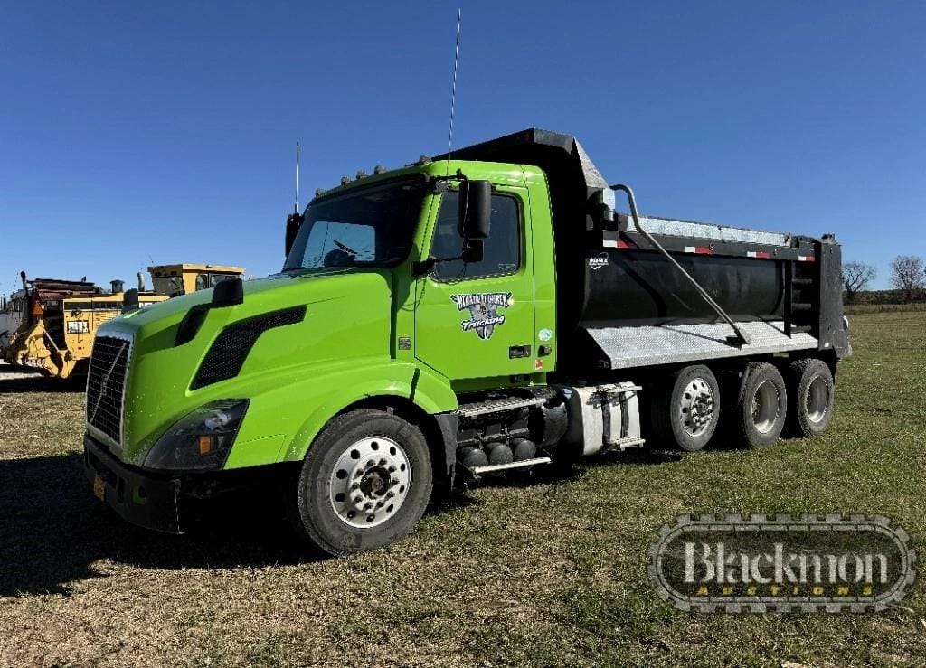 Main image Volvo VNL