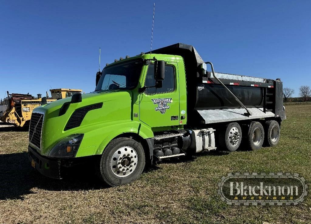 Image of Volvo VNL Primary image