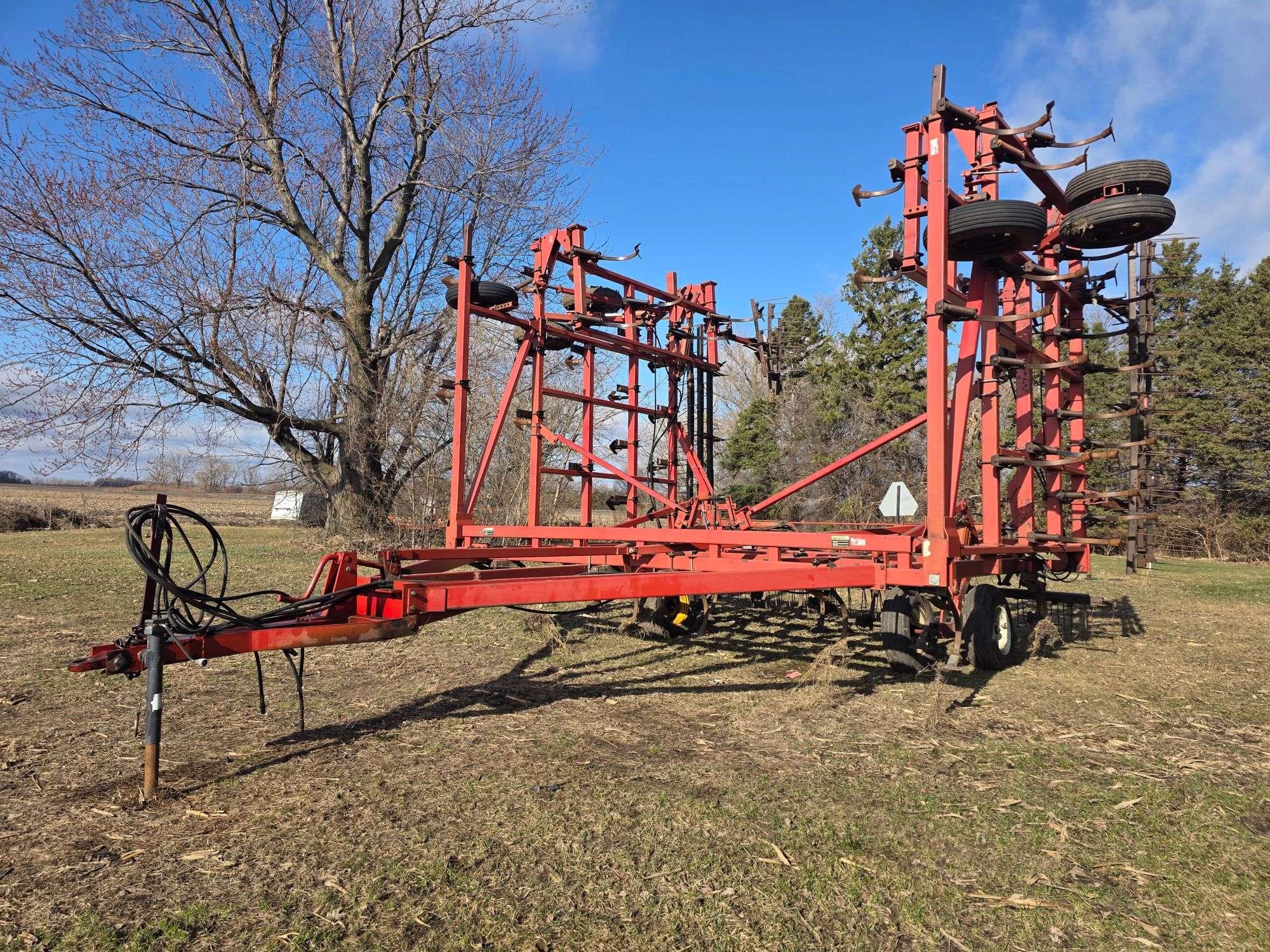 International Harvester 4900 Equipment Image0