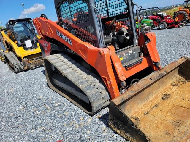 Image of Kubota SVL95-2 equipment image 2