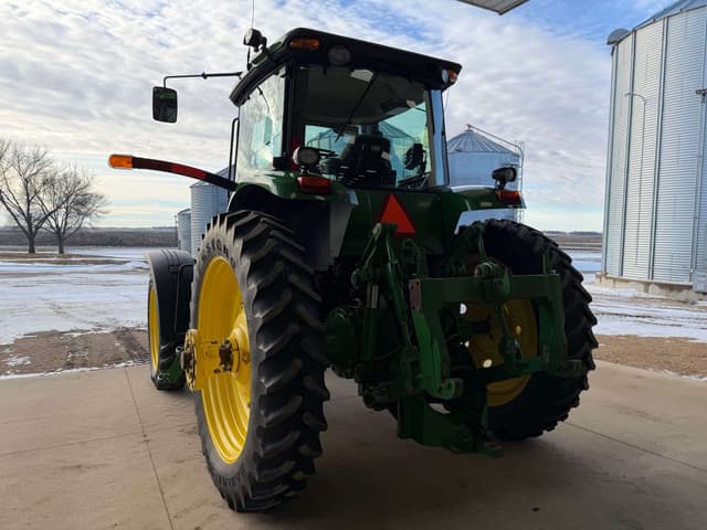 Image of John Deere 8130 equipment image 3