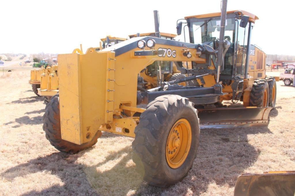 SOLD - 2011 John Deere 670G Lot No. 114b Construction with 6,106 Hrs ...