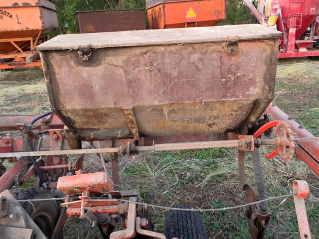 Image of Allis Chalmers 600 equipment image 4