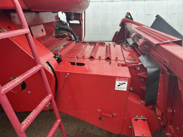 Image of Case IH 2166 equipment image 3