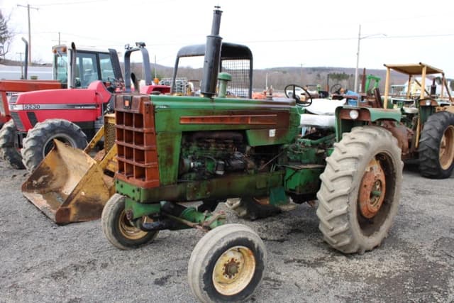 Image of Oliver 1650 equipment image 2