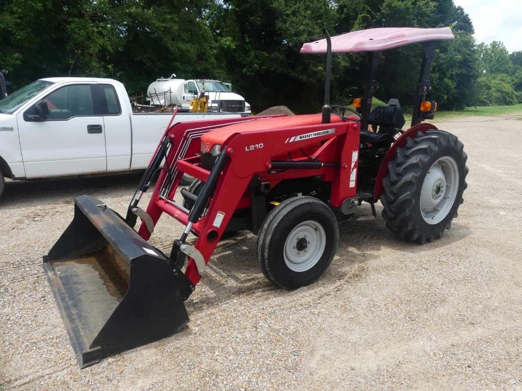 Image of Massey Ferguson 2605 Primary image