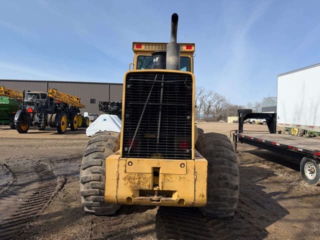 Image of John Deere 644 equipment image 4