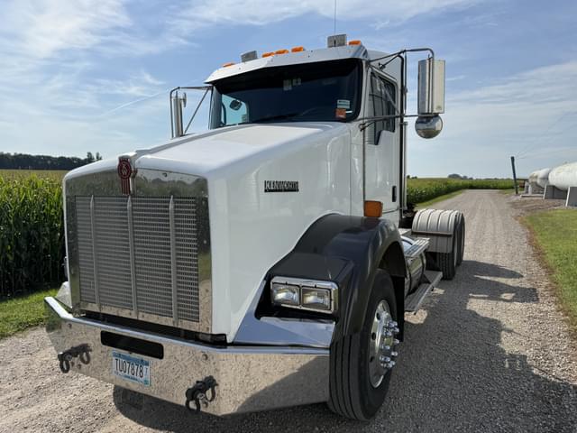 Image of Kenworth T800 equipment image 1