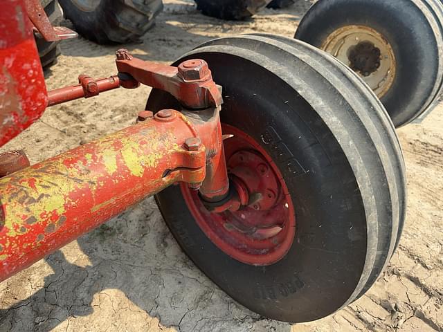 Image of International Harvester 886 equipment image 3