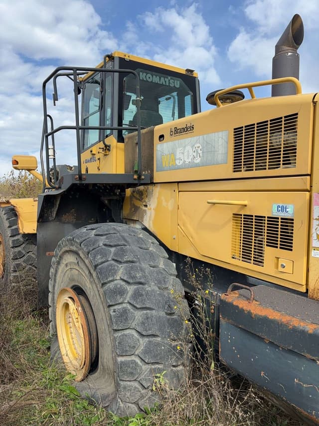 Image of Komatsu WA500-6 equipment image 4