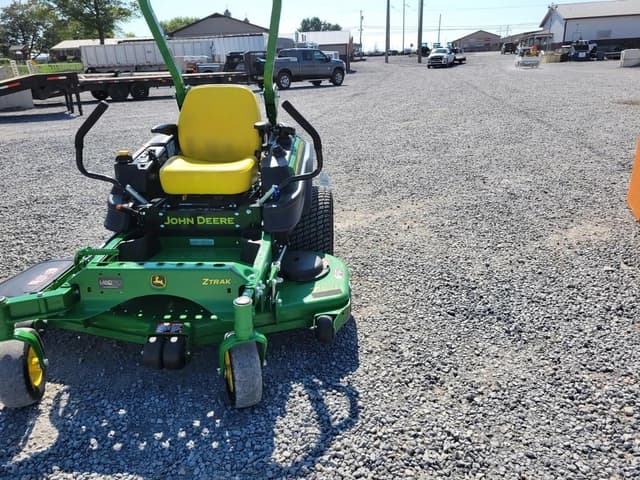 Image of John Deere Z915E equipment image 1