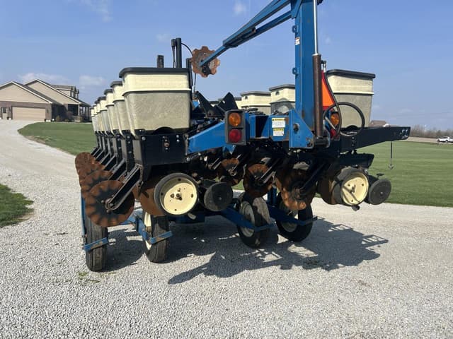 Image of Kinze 2500 equipment image 4