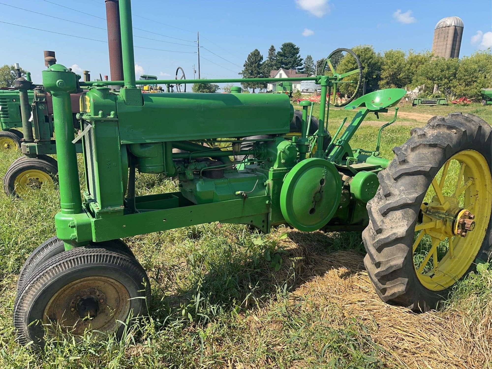 1935 John Deere A Equipment Image0