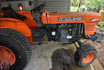 Main image Kubota L245