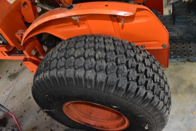 Image of Kubota L245 equipment image 1