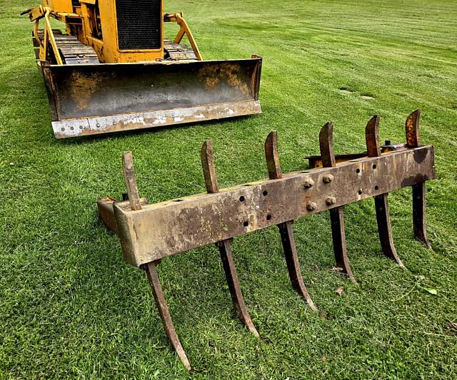 Image of John Deere 350 equipment image 4