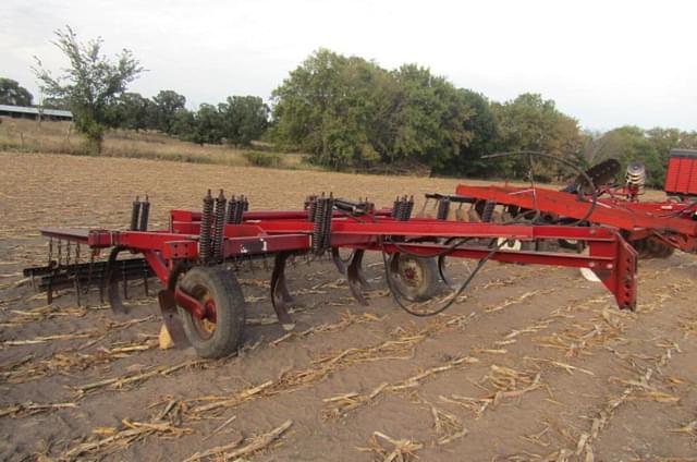 Image of Case IH 5600 equipment image 1