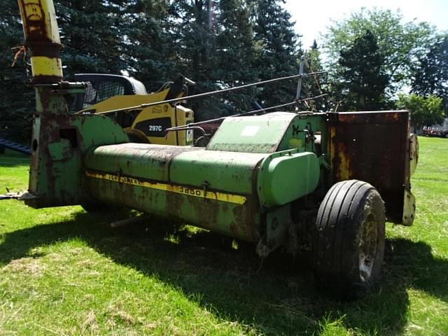 Image of John Deere 3800 equipment image 4