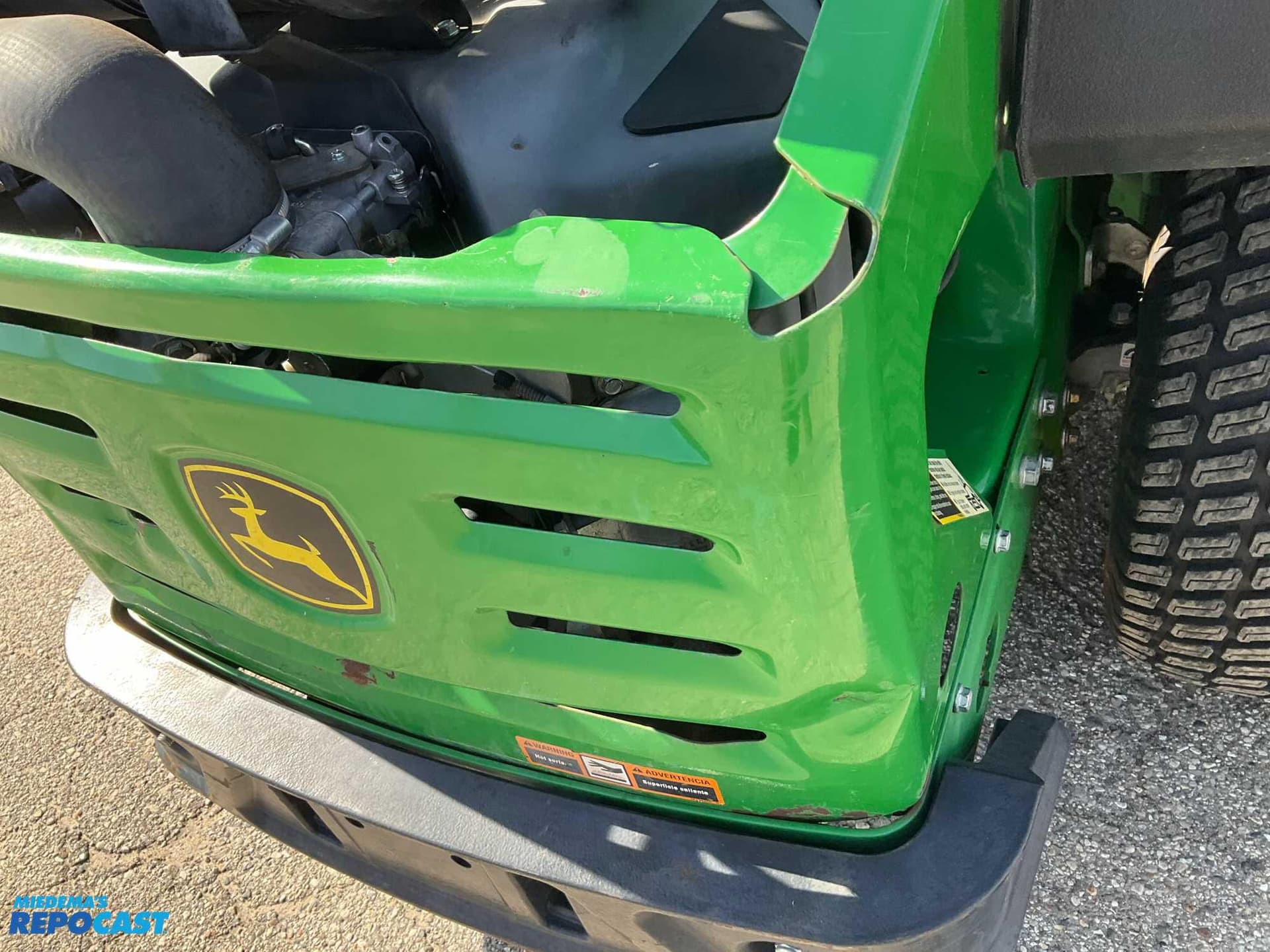 Tractor Zoom John Deere Z950M