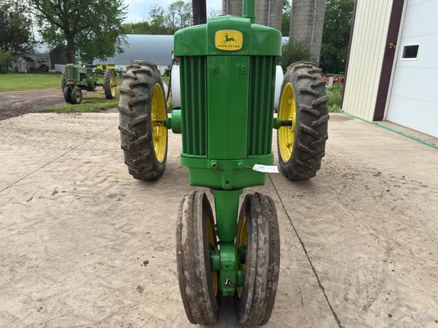Image of John Deere 520 equipment image 2