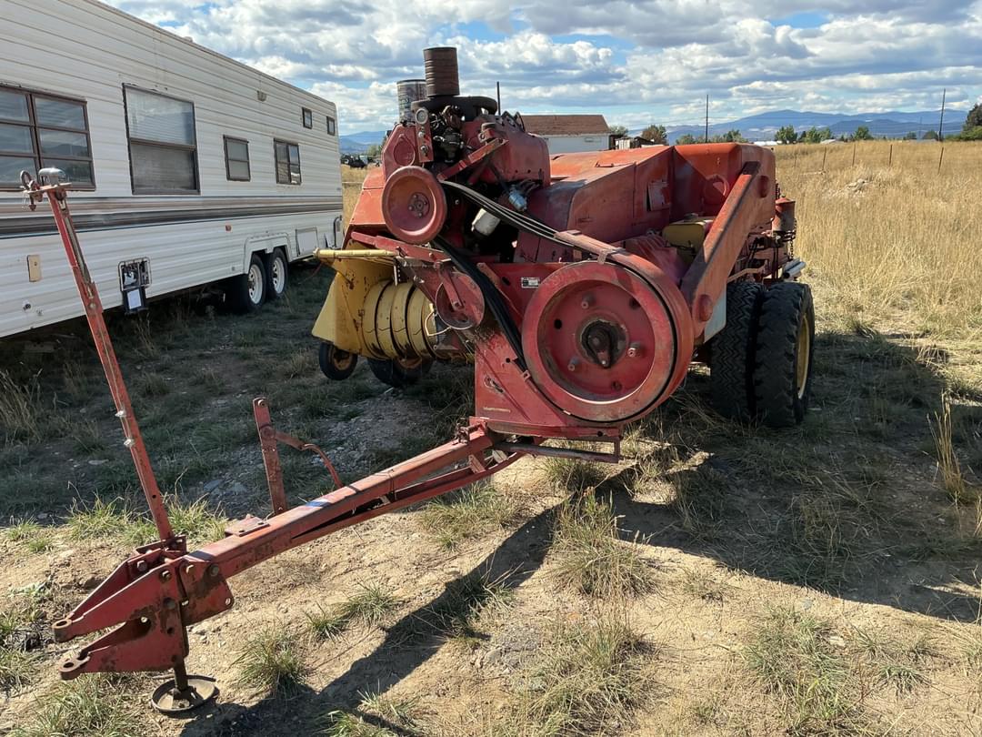 Image of New Holland 280 Primary image