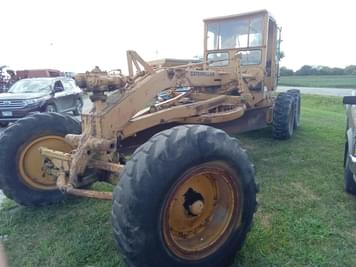 Main image Caterpillar 12