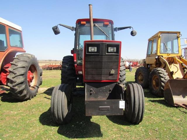Image of International Harvester 5288 equipment image 2