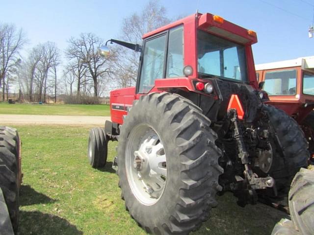 Image of International Harvester 5288 equipment image 4