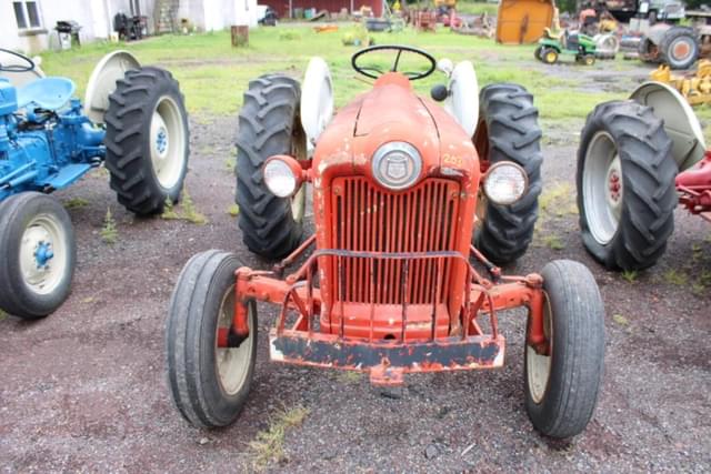 Image of Ford 641 equipment image 1