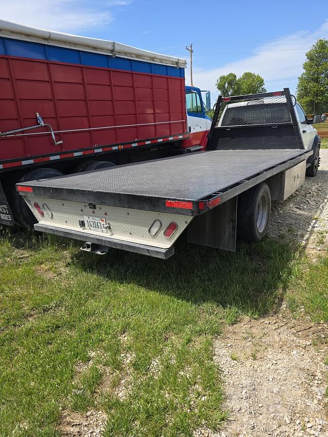Image of Dodge Ram 5500 equipment image 3