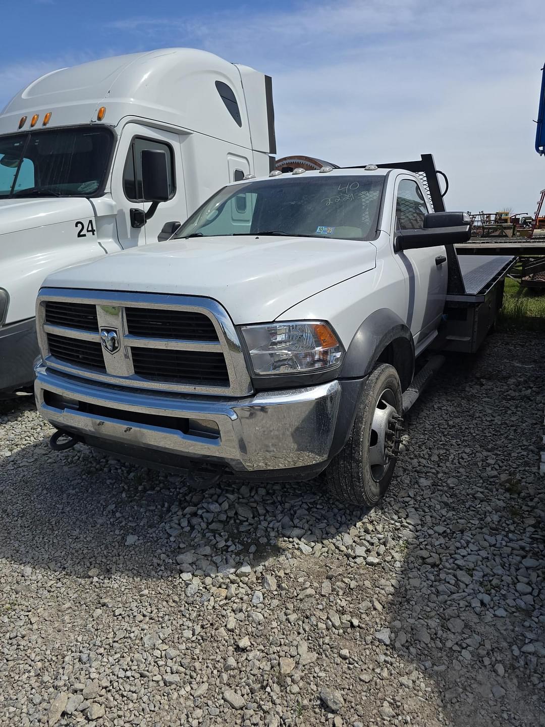 Image of Dodge Ram 5500 Primary image