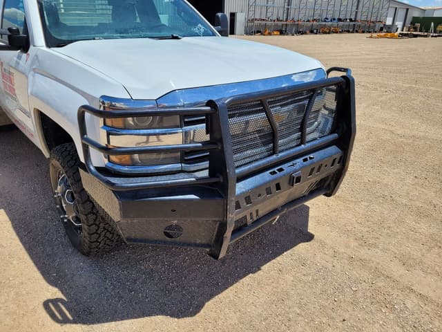 Image of Chevrolet 3500 equipment image 3