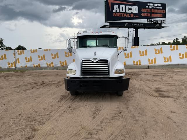 Image of Mack CXN613 equipment image 1