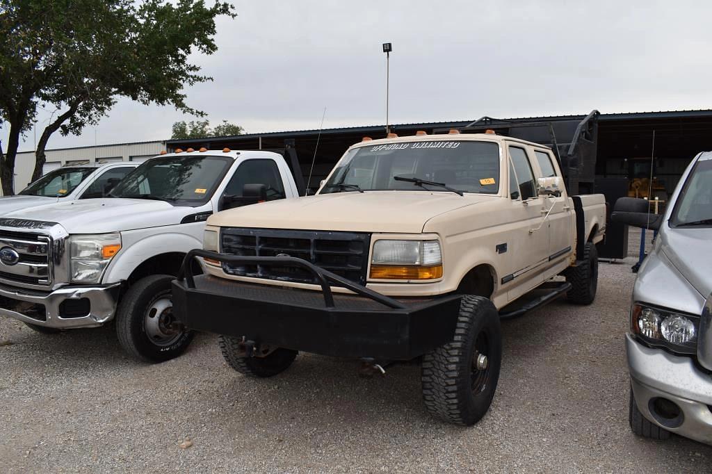 Image of Ford F-350 Primary image