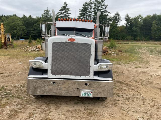 Image of Peterbilt 389 equipment image 3