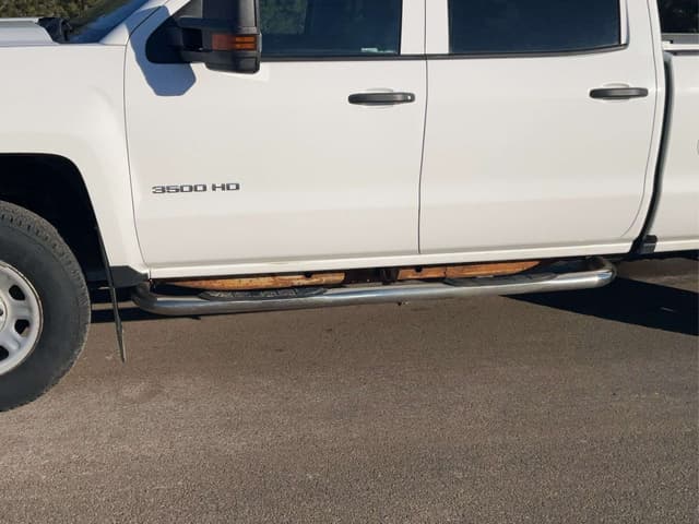 Image of Chevrolet 3500HD equipment image 3