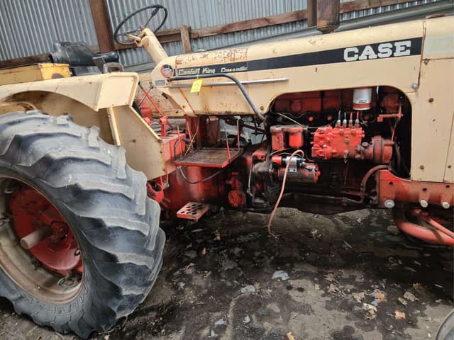 Image of J.I. Case 830 equipment image 1