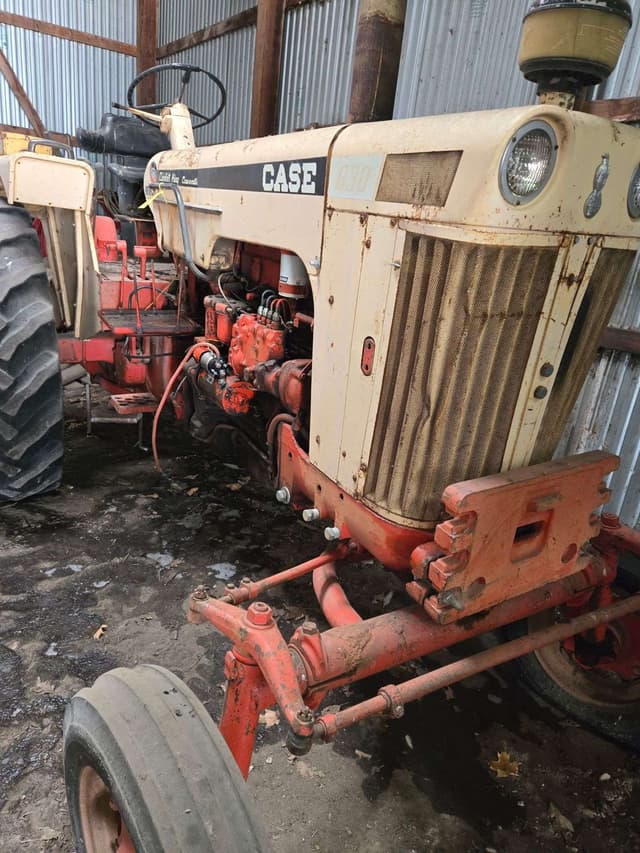 Image of J.I. Case 830 equipment image 2