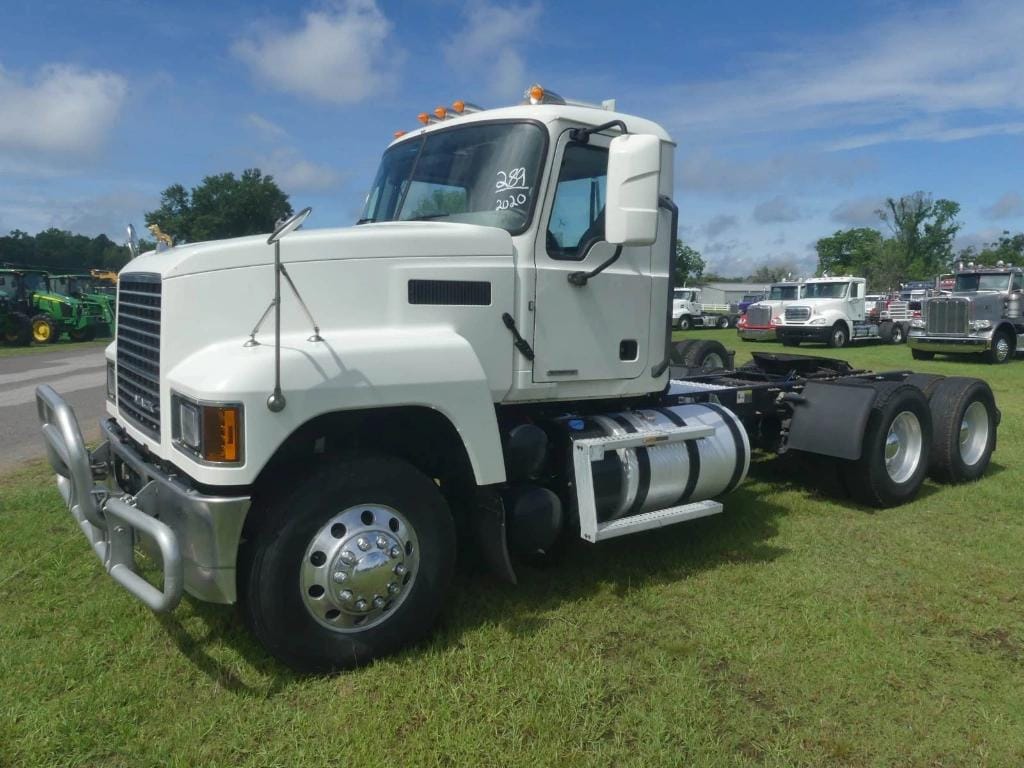 2020 Mack PI64T Equipment Image0