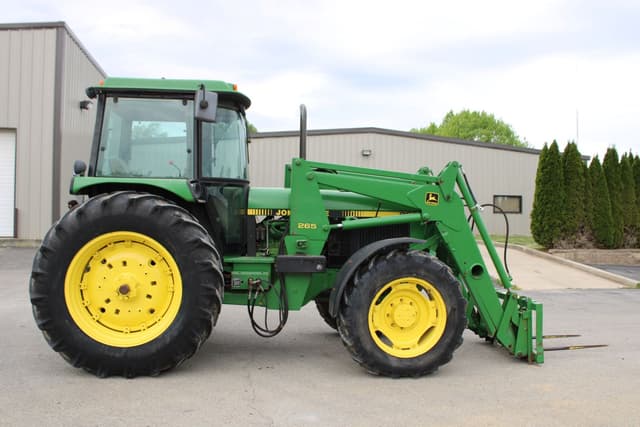 Image of John Deere 2955 equipment image 2