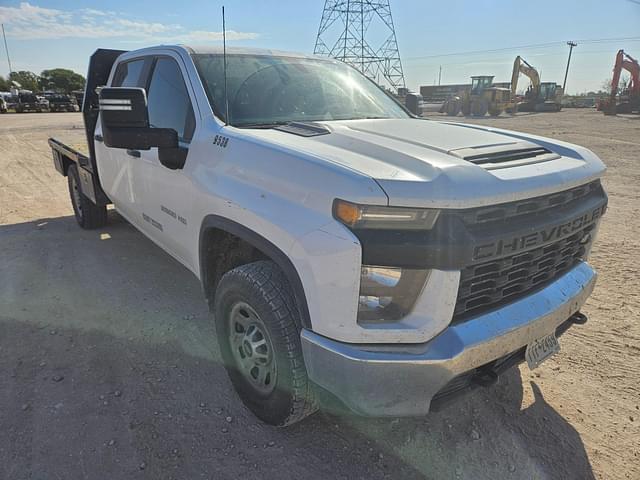 Image of Chevrolet Silverado equipment image 2