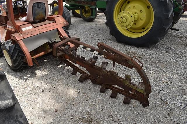 Image of Ditch Witch 2300 equipment image 3